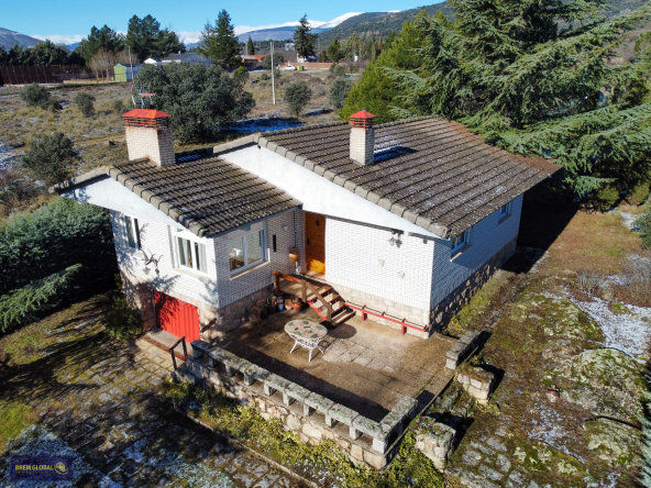 Casa o chalet independiente en venta en calle Carretas