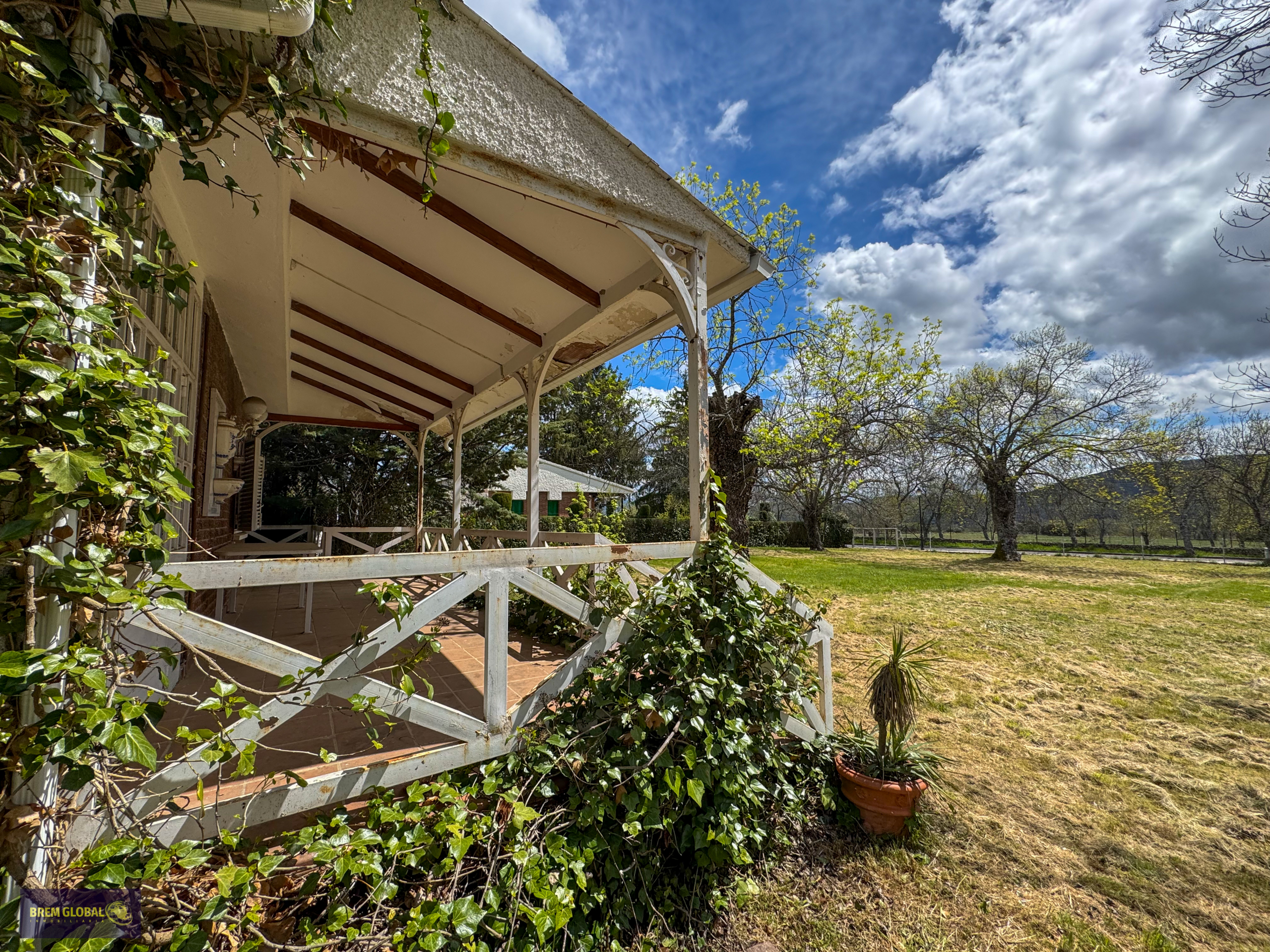 Casa o chalet independiente en venta en Calle del Sauce