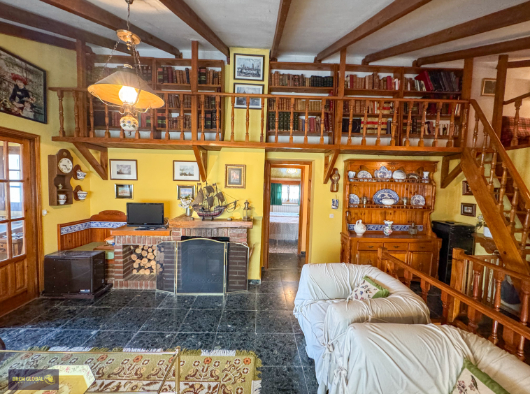 Casa o chalet independiente en venta en Calle del Sauce