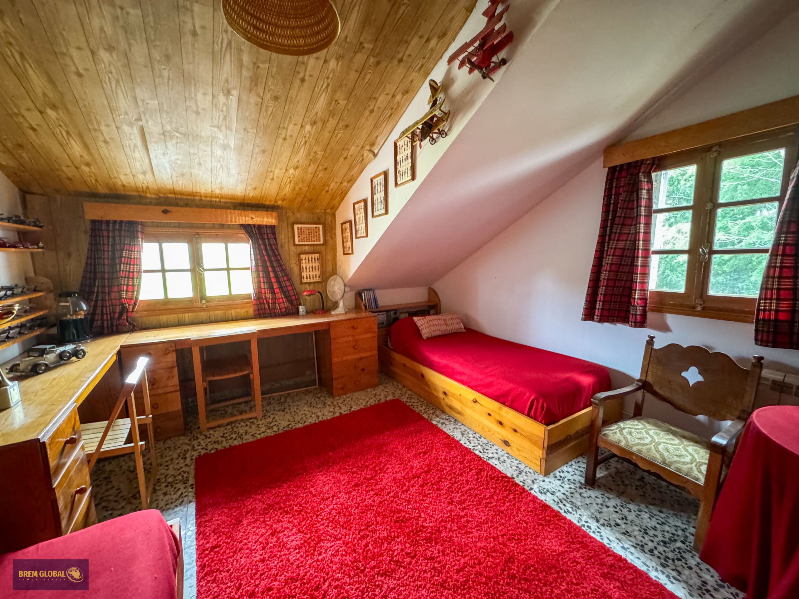 Casa o chalet independiente en venta en Calle del Sauce