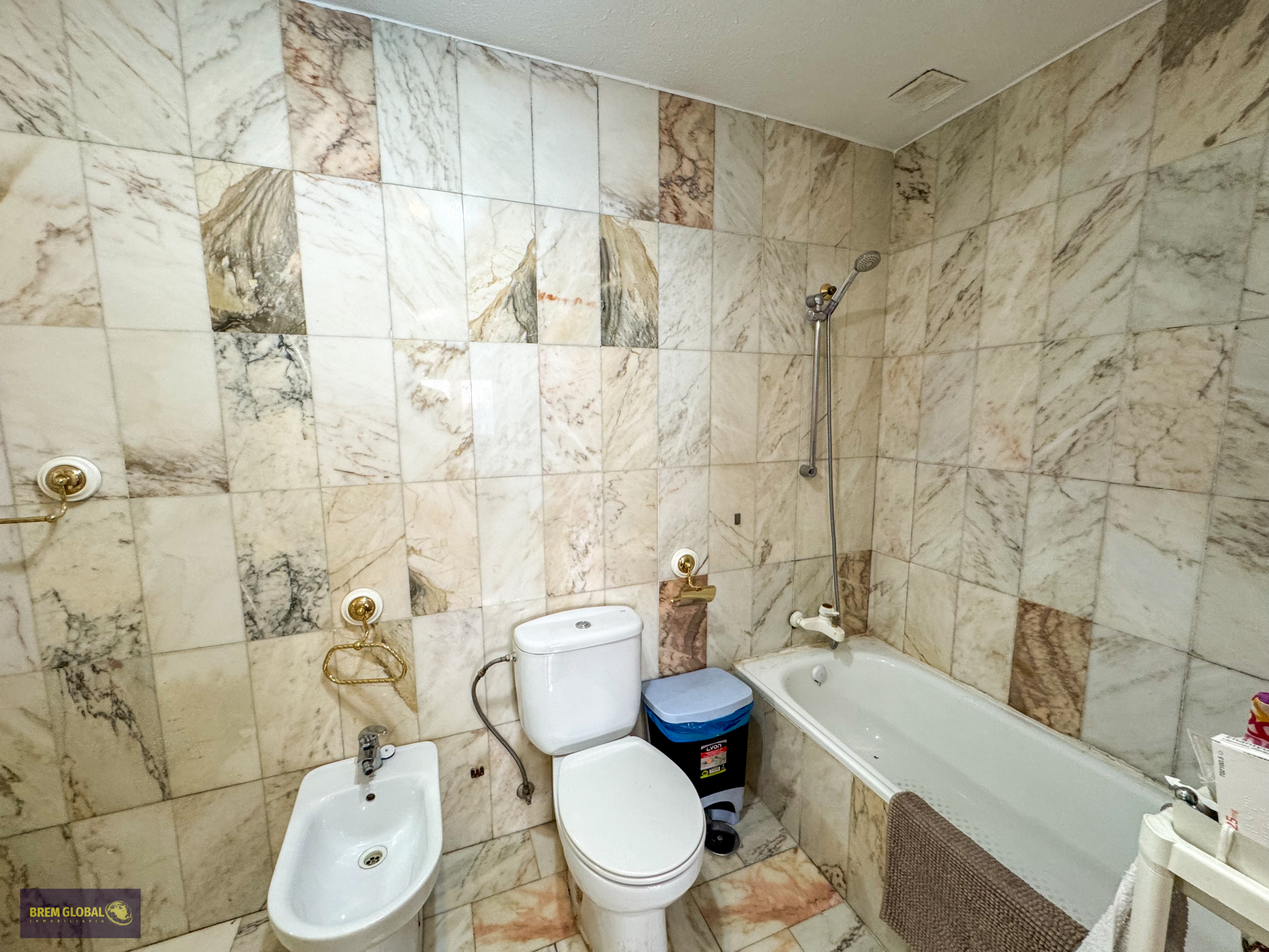 Chalet adosado en venta en Calle Pocito
