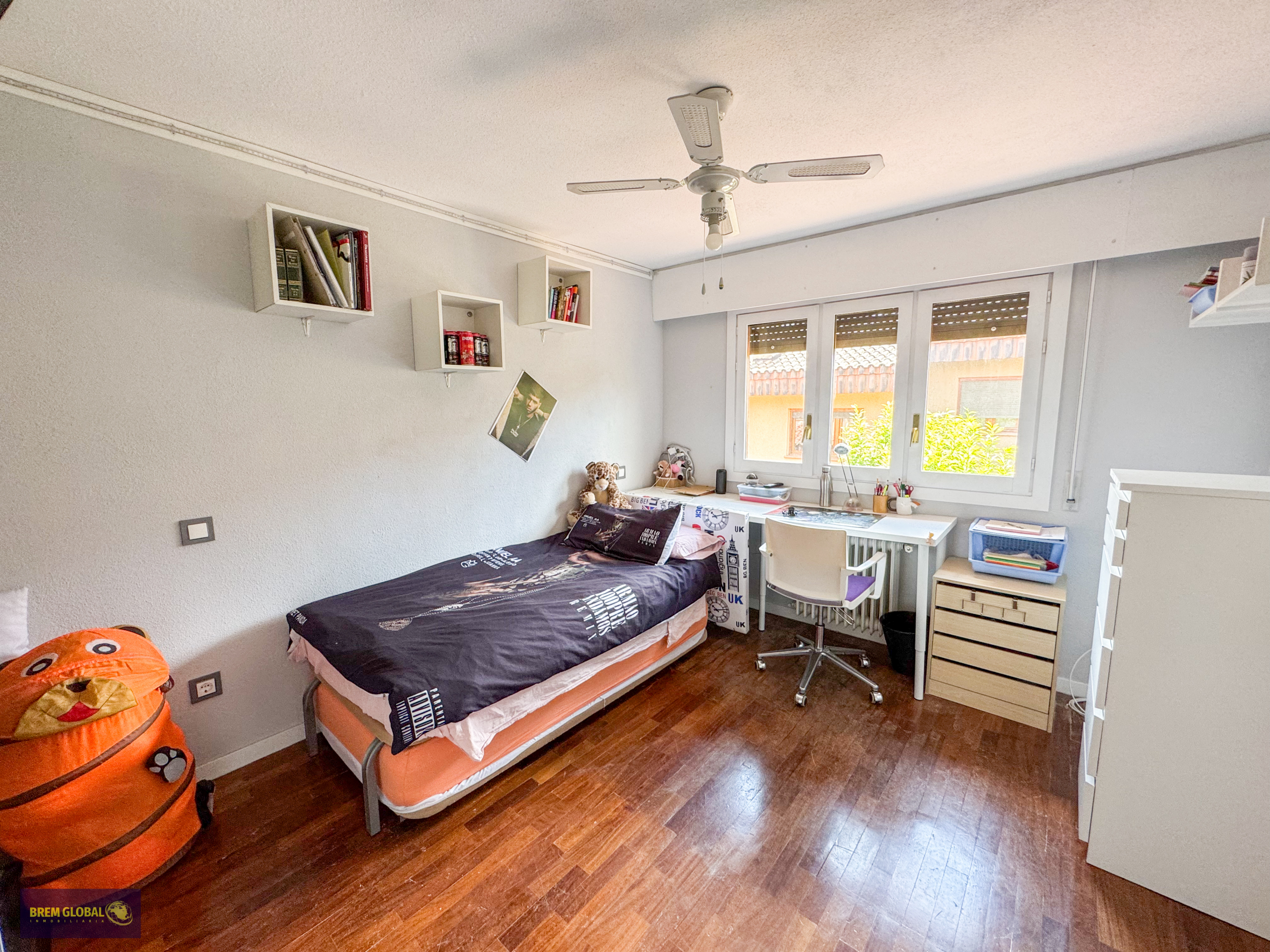Chalet adosado en venta en Calle Pocito