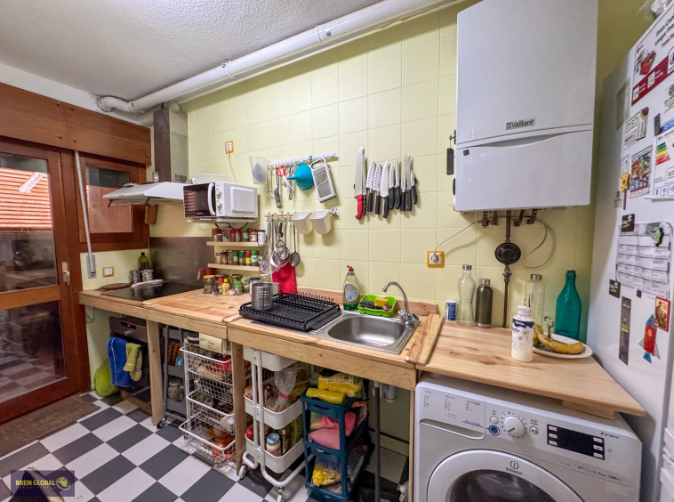 Chalet adosado en venta en Calle Pocito