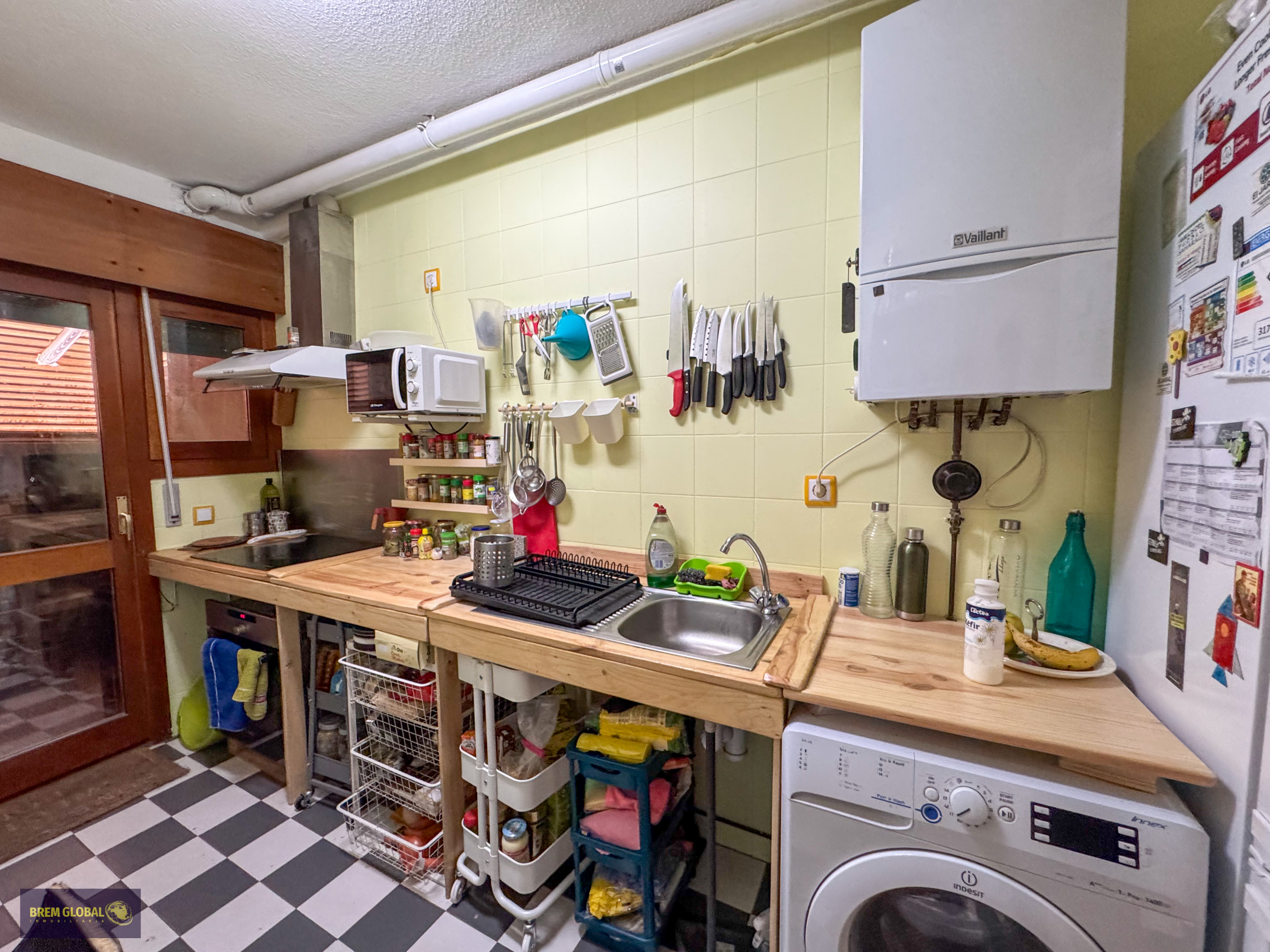 Chalet adosado en venta en Calle Pocito