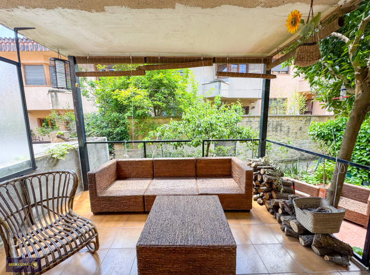 Chalet adosado en venta en Calle Pocito