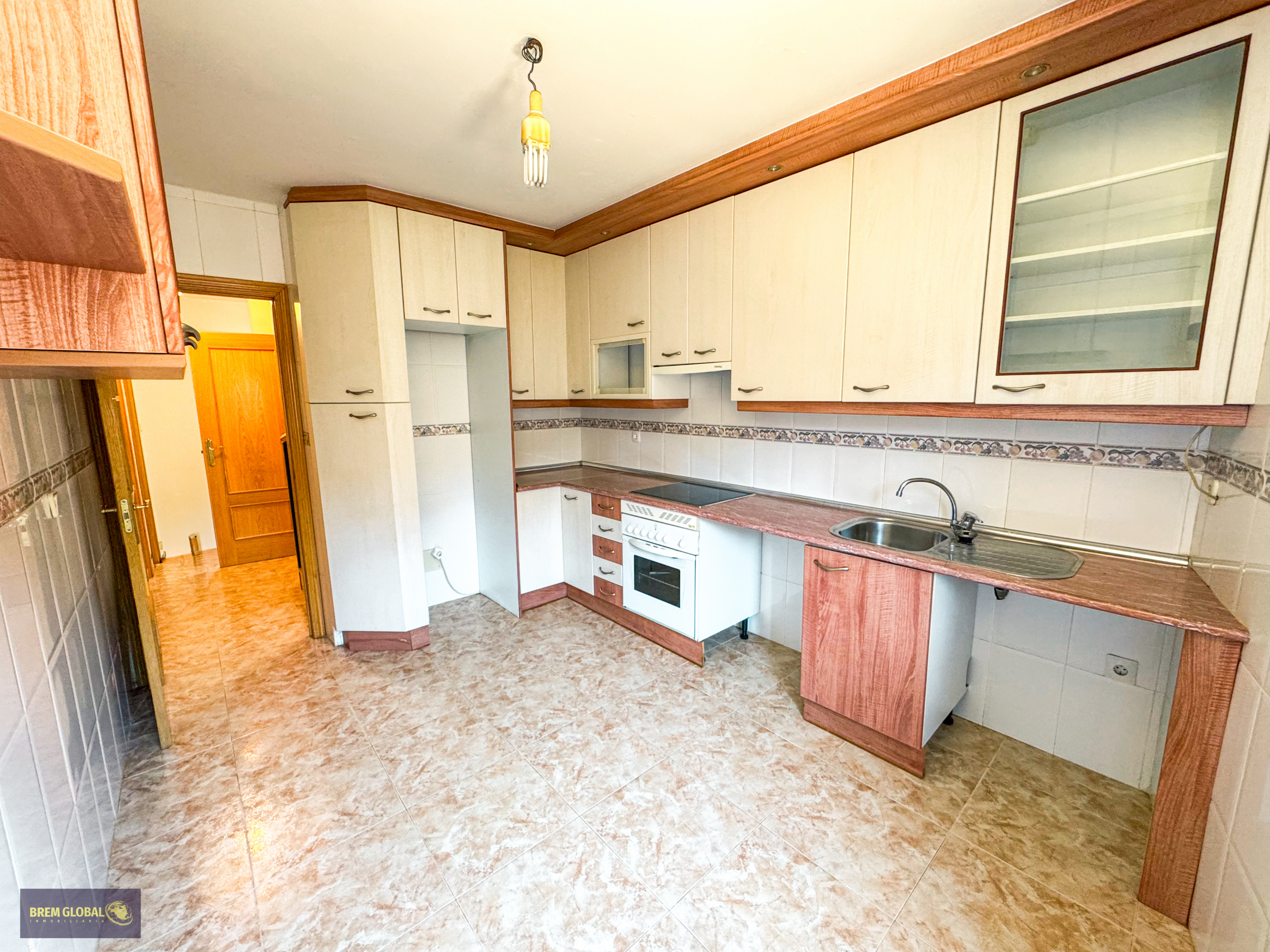 Chalet adosado en venta en Calle de los Mártires