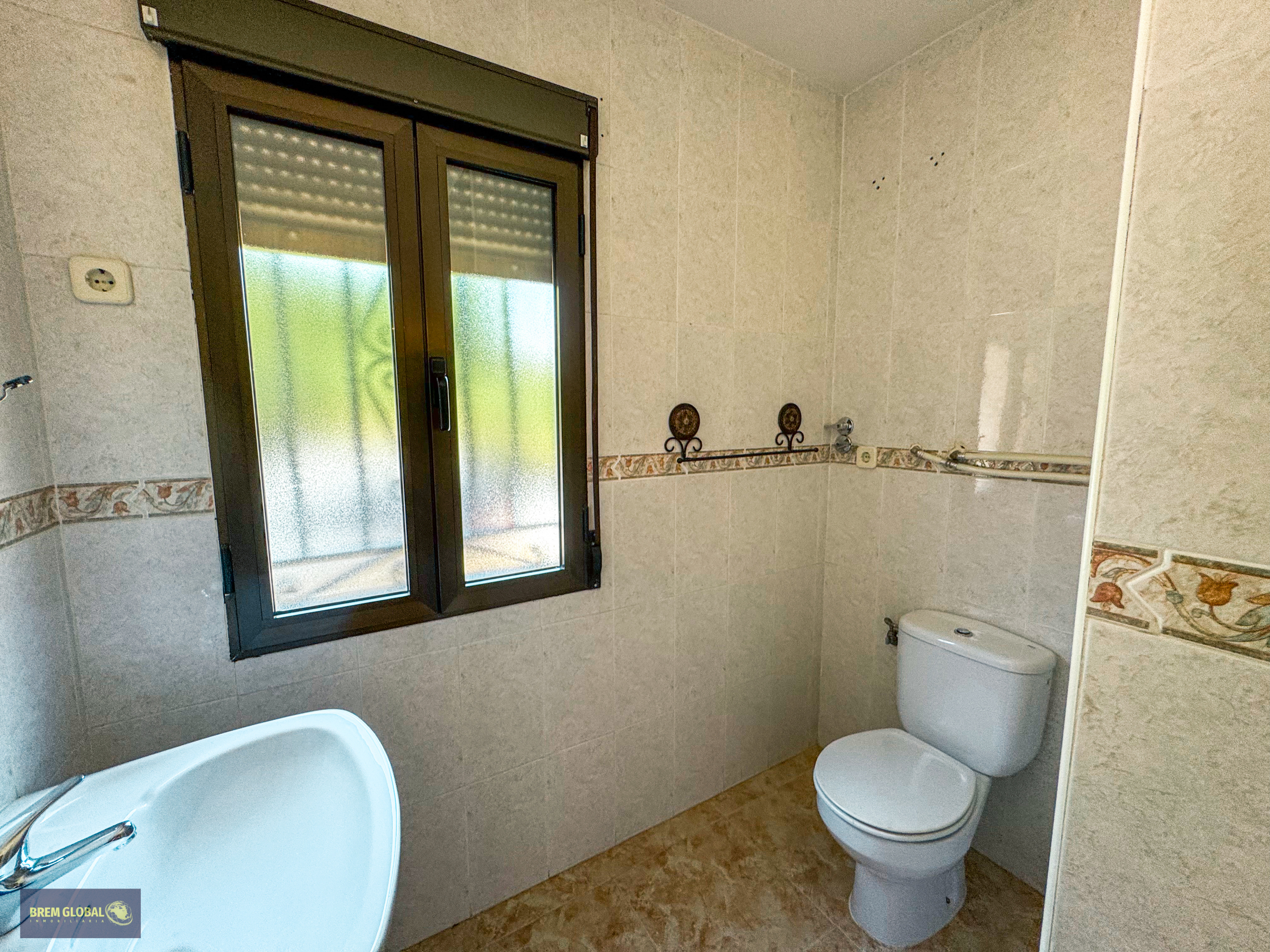 Chalet adosado en venta en Calle de los Mártires