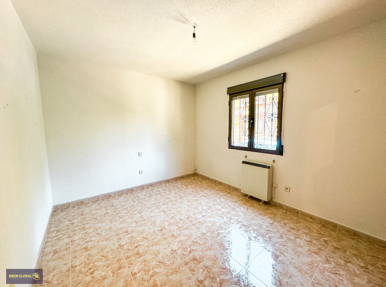 Chalet adosado en venta en Calle de los Mártires