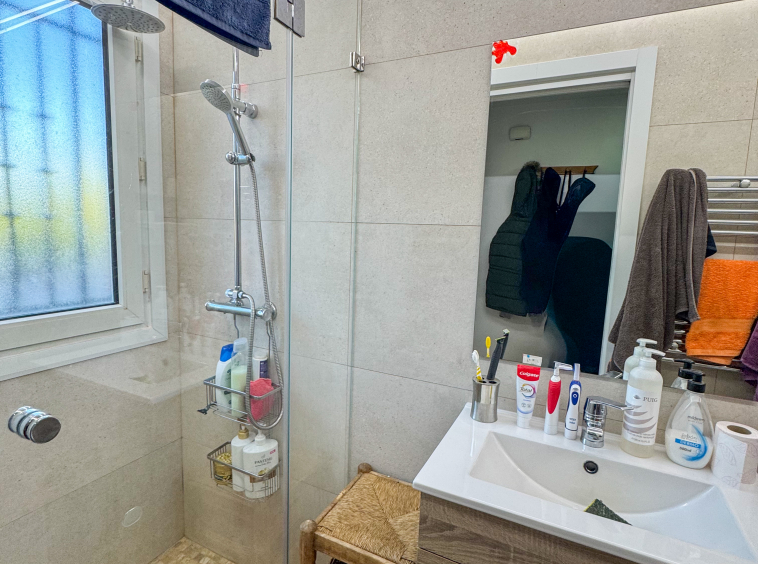 Chalet adosado en venta en Avenida de la Cabrera