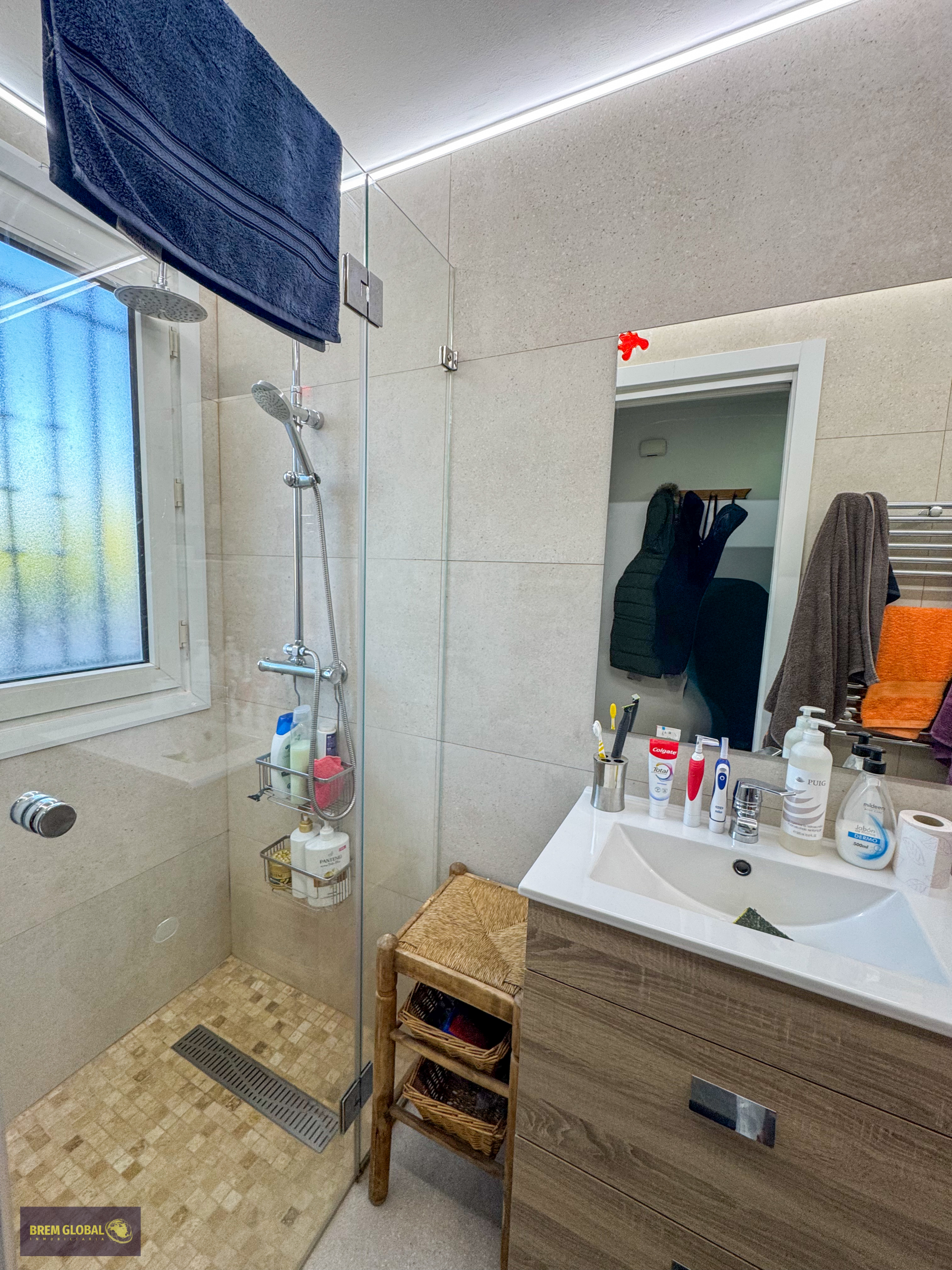 Chalet adosado en venta en Avenida de la Cabrera