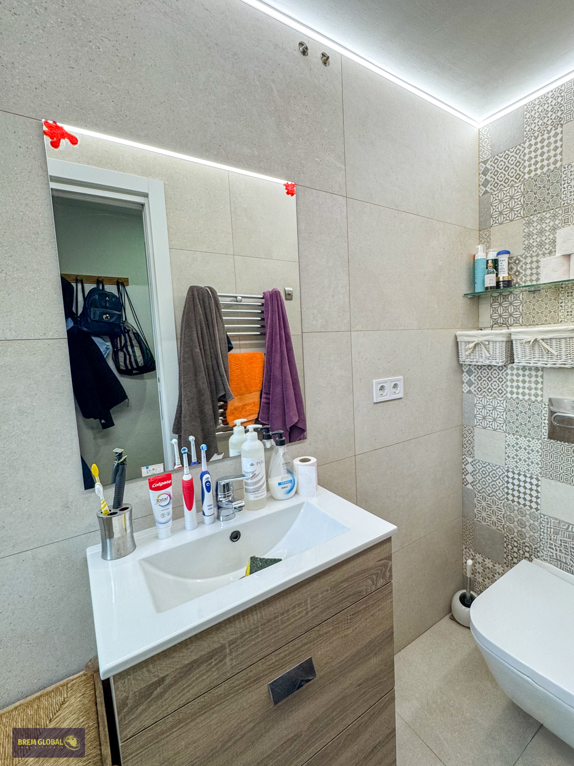 Chalet adosado en venta en Avenida de la Cabrera