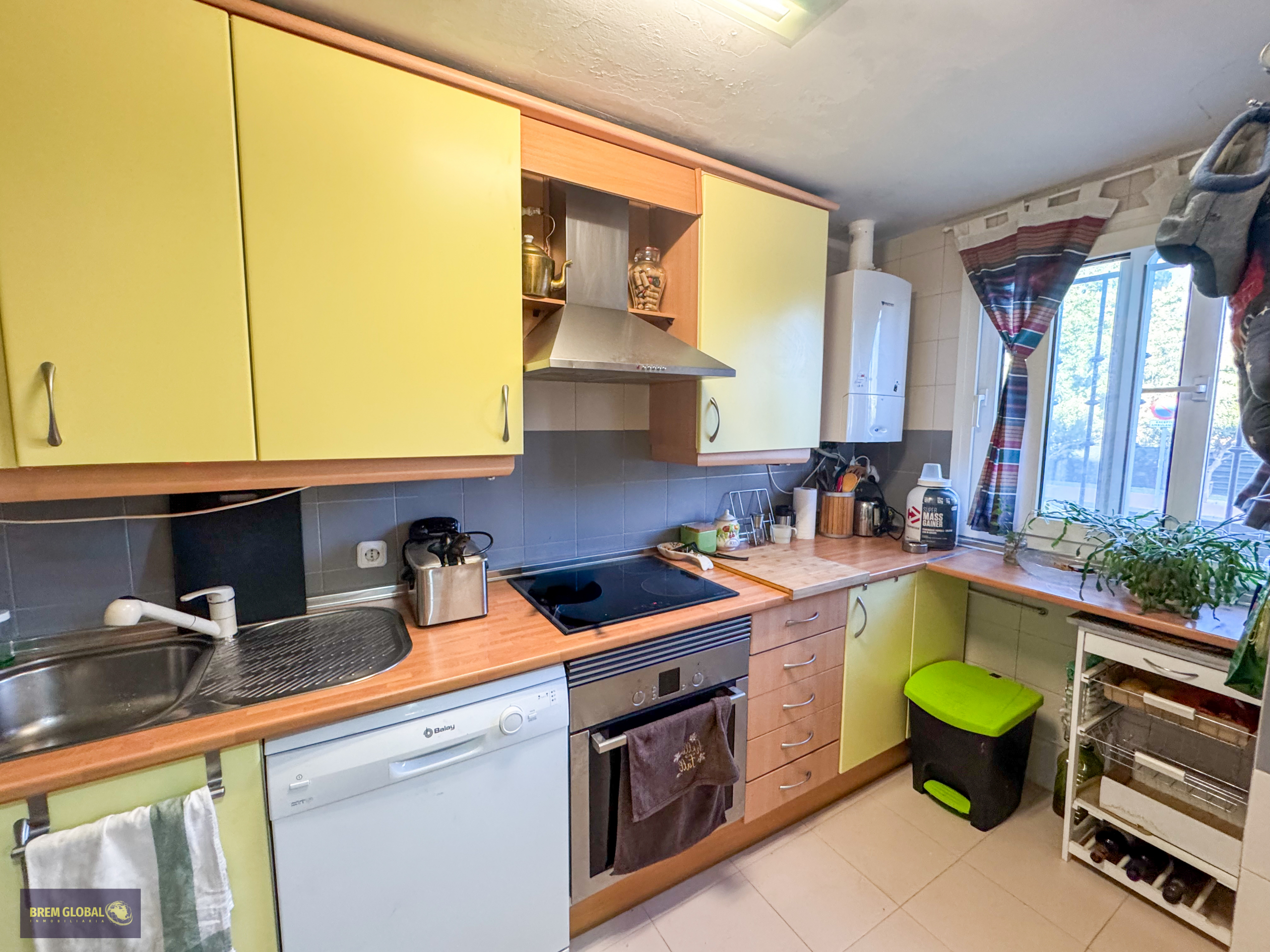 Chalet adosado en venta en Avenida de la Cabrera