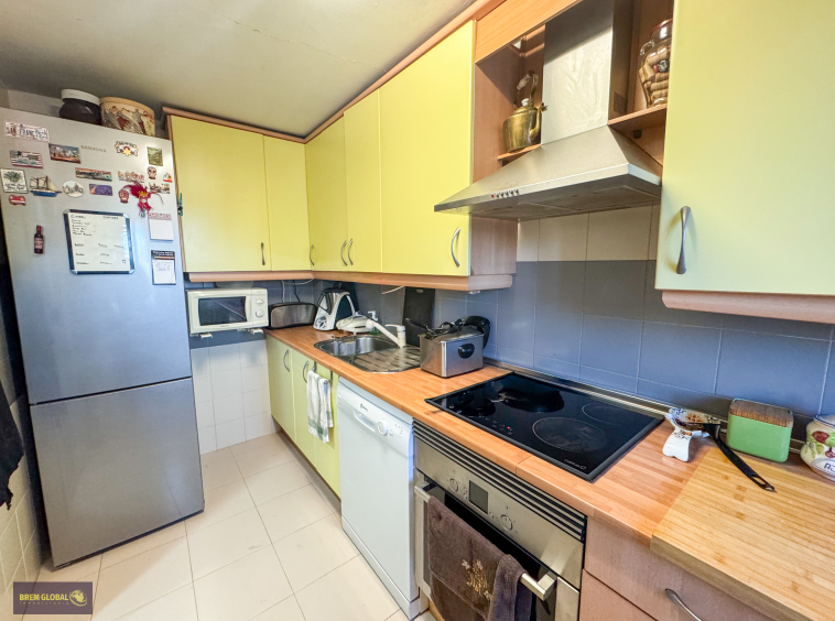 Chalet adosado en venta en Avenida de la Cabrera