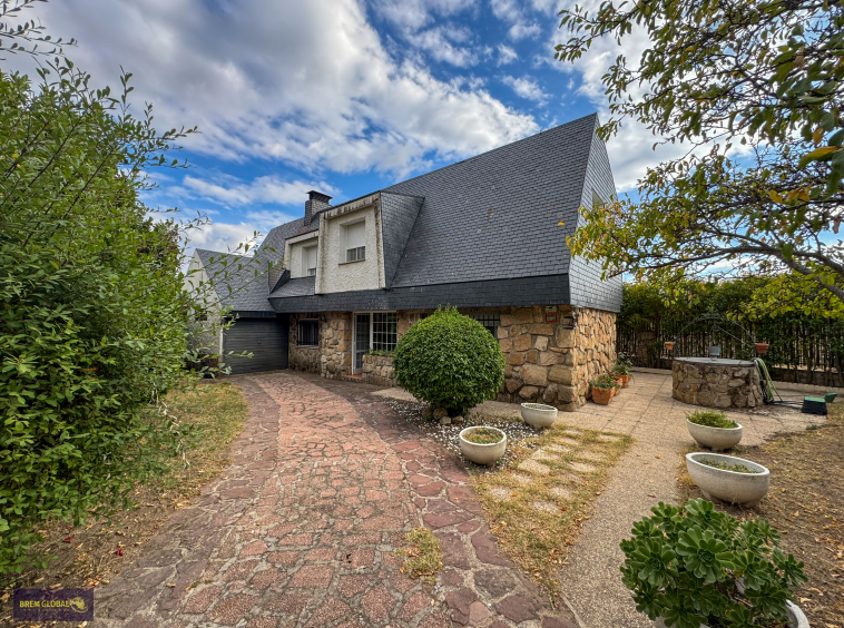 Casa o chalet independiente en venta en Calle del Hontanar