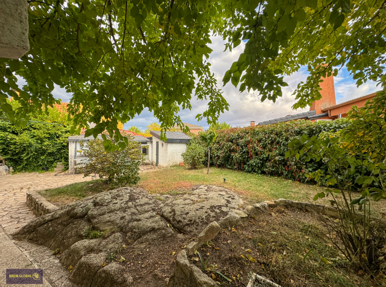 Casa o chalet independiente en venta en Calle del Hontanar