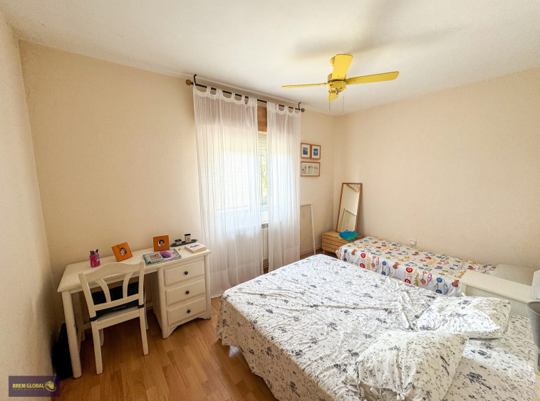 Chalet independiente en venta en Calle Cabrerita, La Cabrera: foto 1 de 57