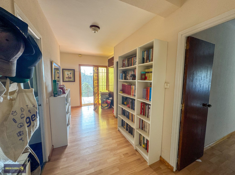 Chalet independiente en venta en Calle Cabrerita, La Cabrera: foto 8 de 57