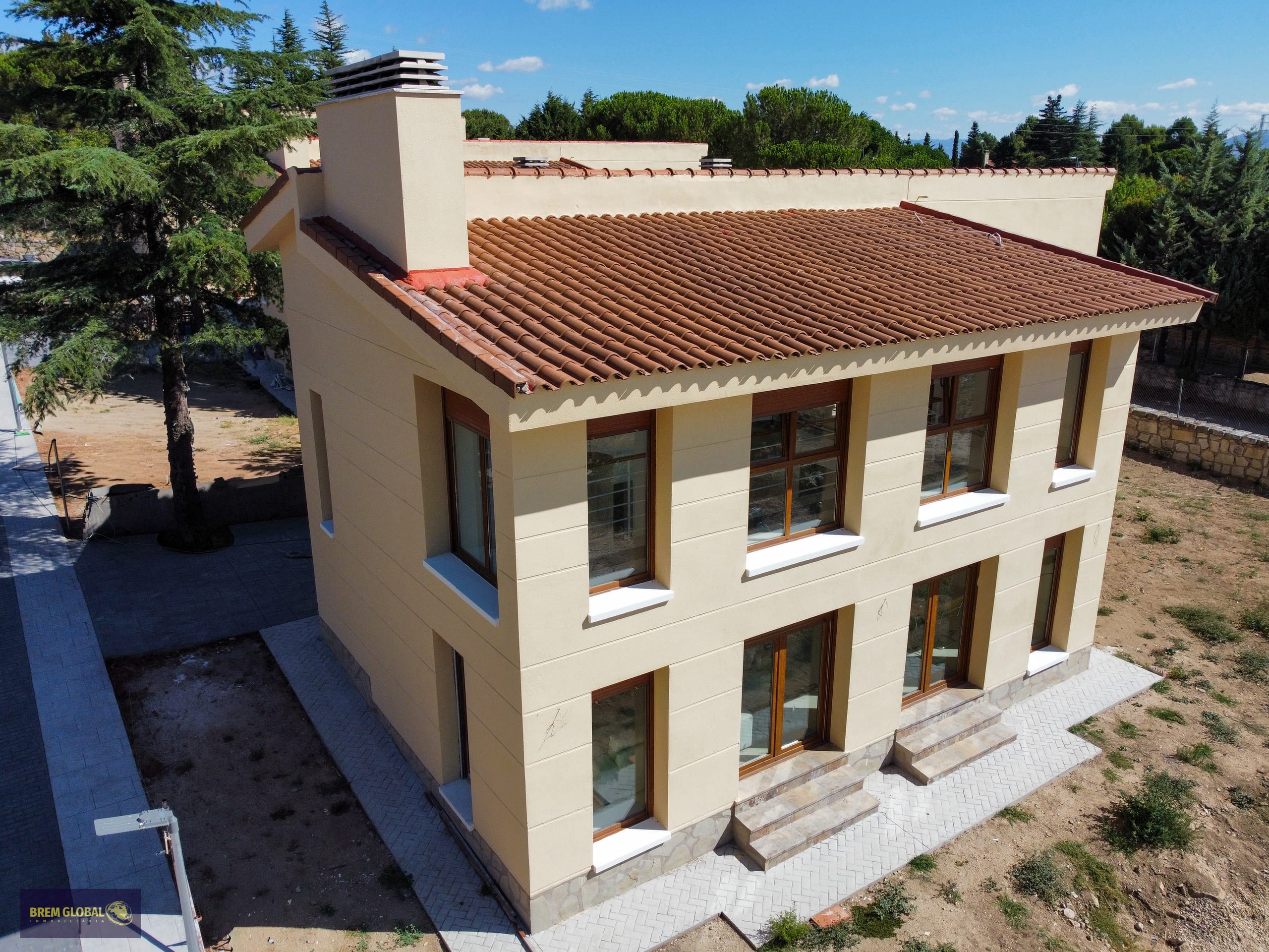 Chalet independiente en venta en Lozoyuela: foto 6 de 59