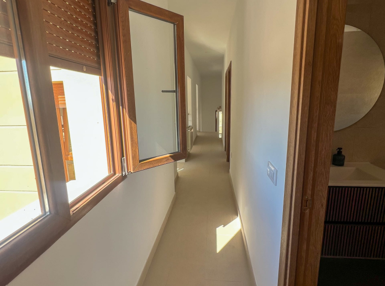 Chalet independiente en venta en Lozoyuela: foto 15 de 59