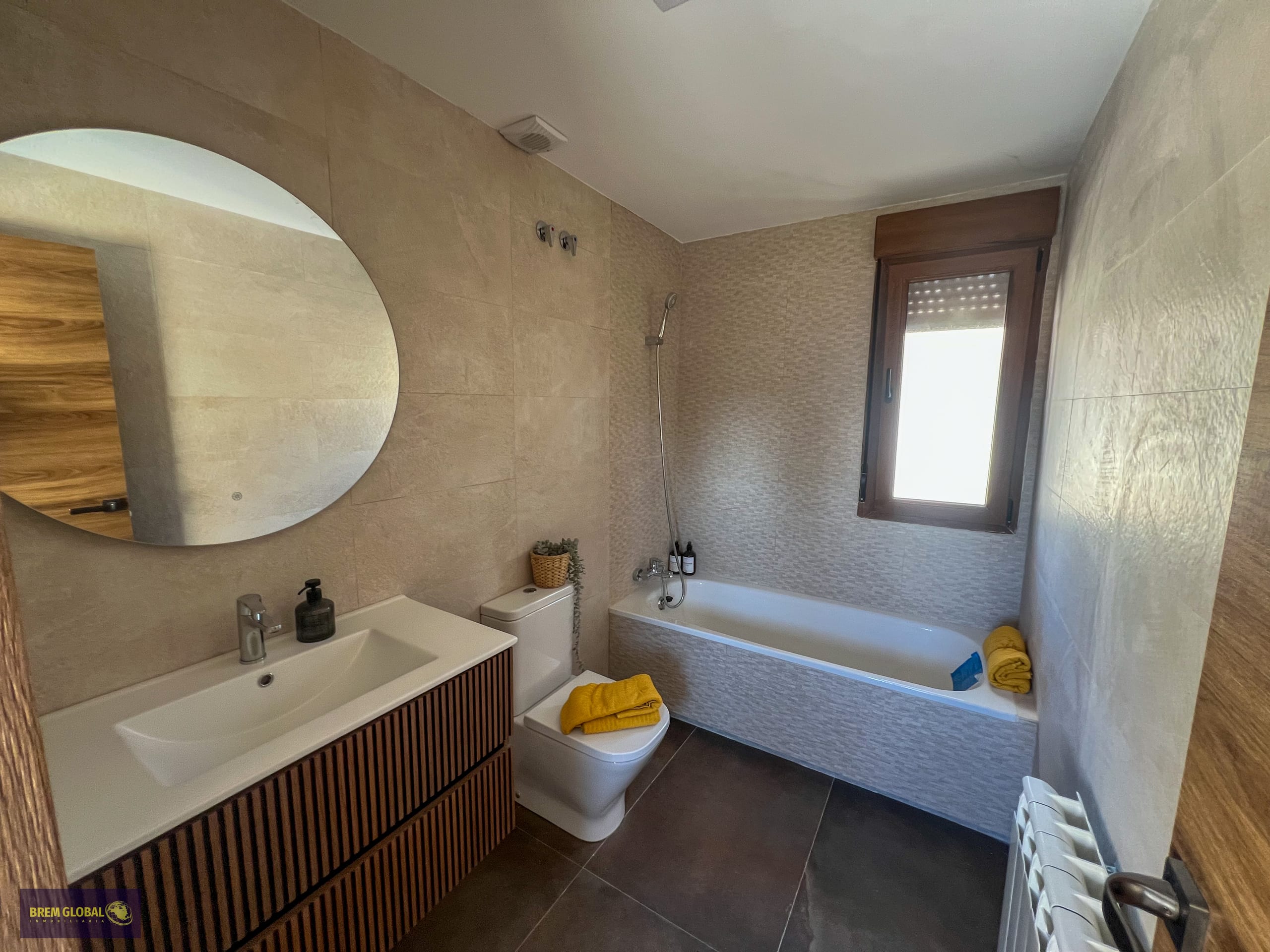 Chalet independiente en venta en Lozoyuela: foto 16 de 59