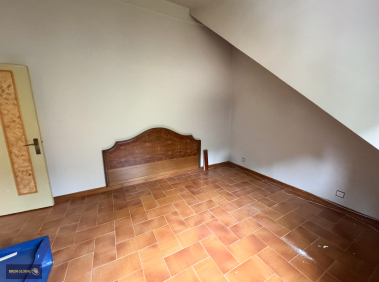 Chalet independiente en venta en Requebradero, Bustarviejo: foto 2 de 59