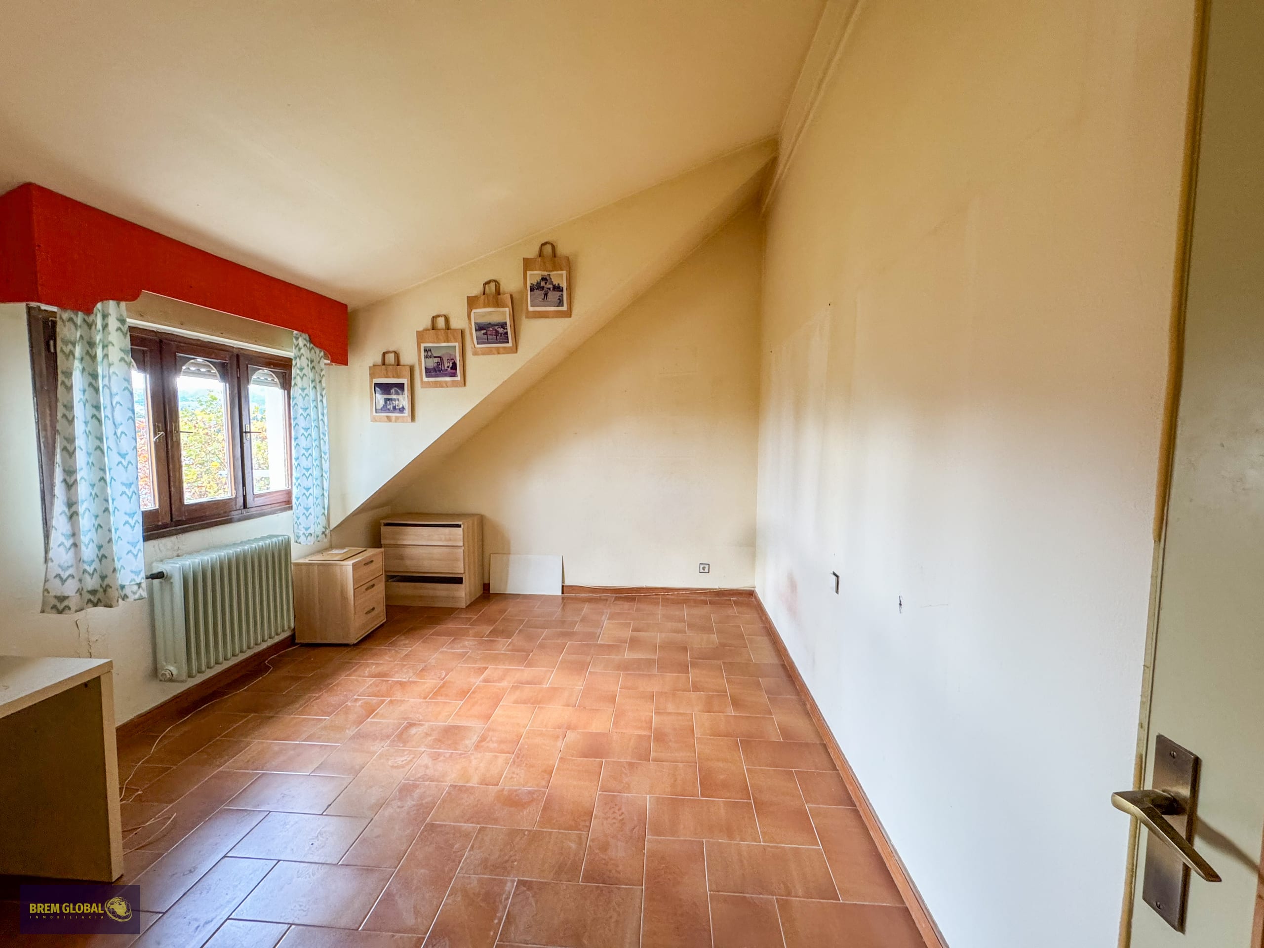 Chalet independiente en venta en Requebradero, Bustarviejo: foto 12 de 59