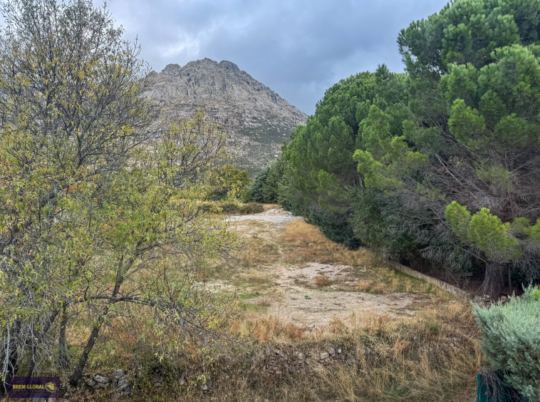 Chalet independiente en venta en Requebradero, Bustarviejo: foto 21 de 59