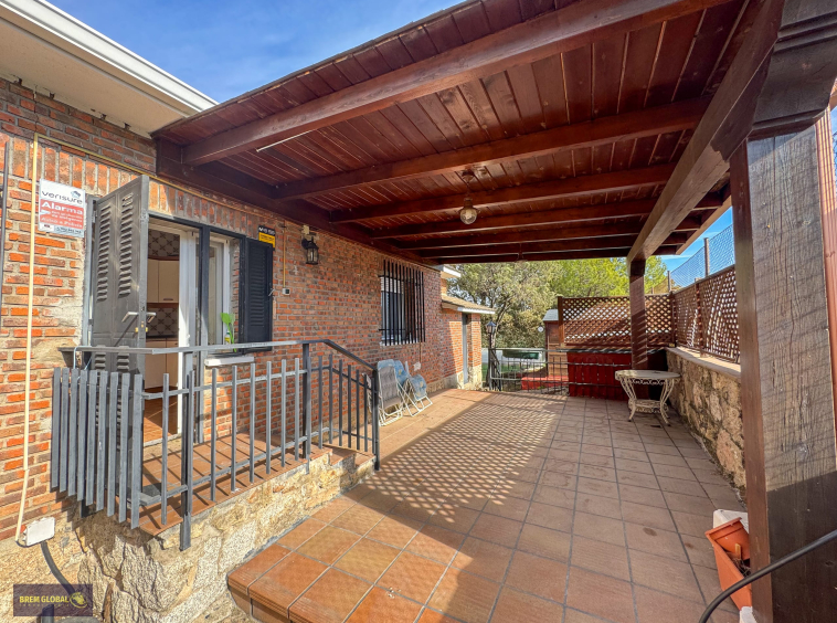 Chalet independiente en venta en Urbanización La Rabosera, La Cabrera: foto 19 de 57