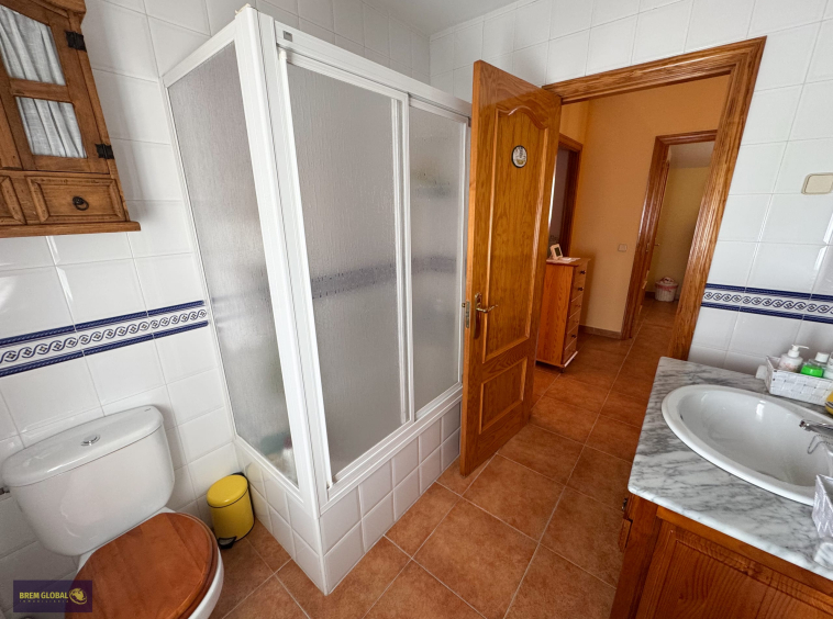 Chalet pareado en venta en Calle Costa Rica, La Cabrera: foto 7 de 51