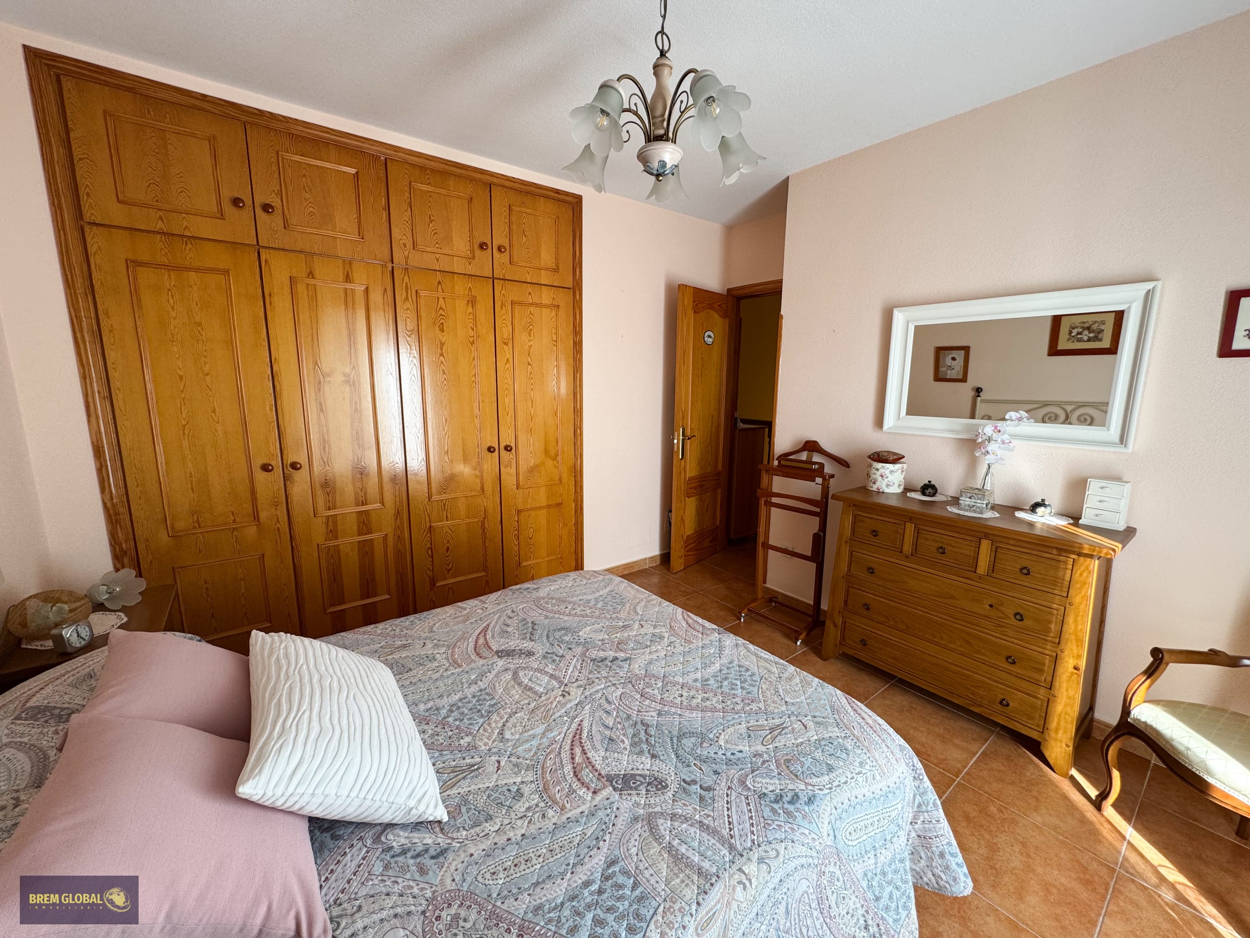 Chalet pareado en venta en Calle Costa Rica, La Cabrera: foto 14 de 51