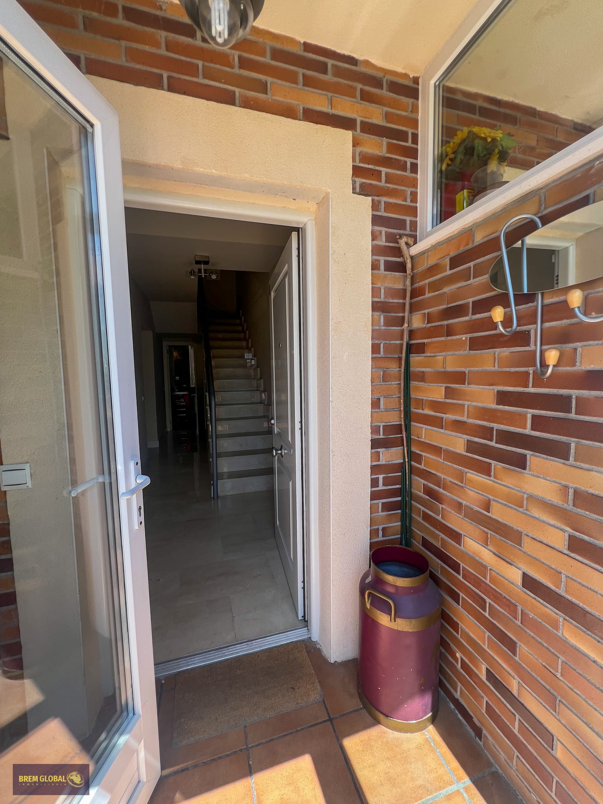 Chalet pareado en venta en Urbanización El Enclave II, Valdemanco: foto 2 de 75