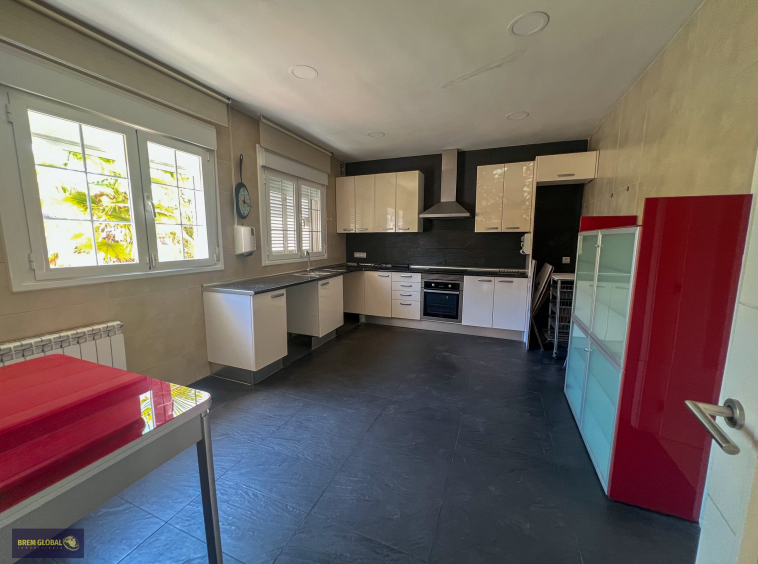 Chalet pareado en venta en Urbanización El Enclave II, Valdemanco: foto 4 de 75