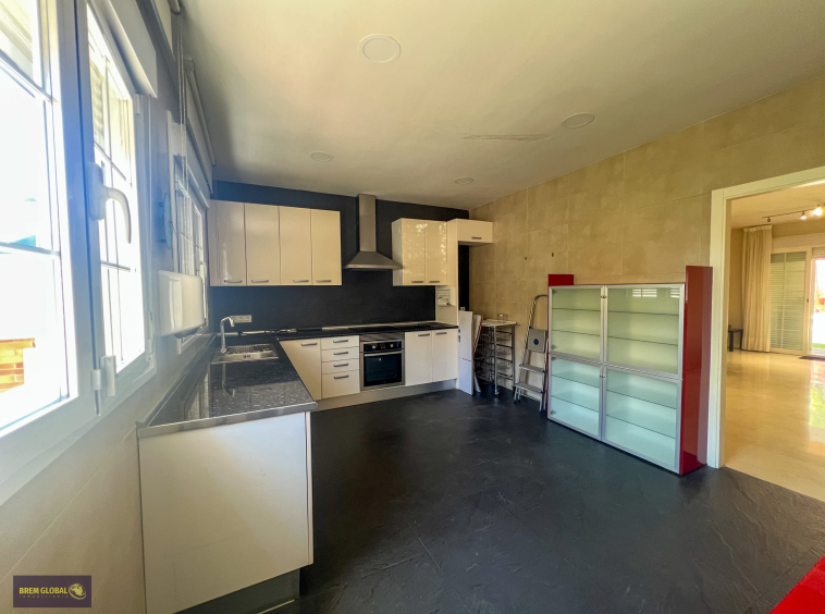 Chalet pareado en venta en Urbanización El Enclave II, Valdemanco: foto 5 de 75