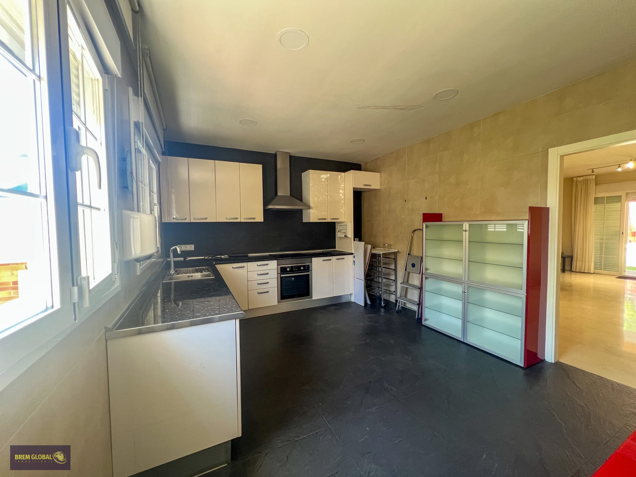 Chalet pareado en venta en Urbanización El Enclave II, Valdemanco: foto 5 de 75