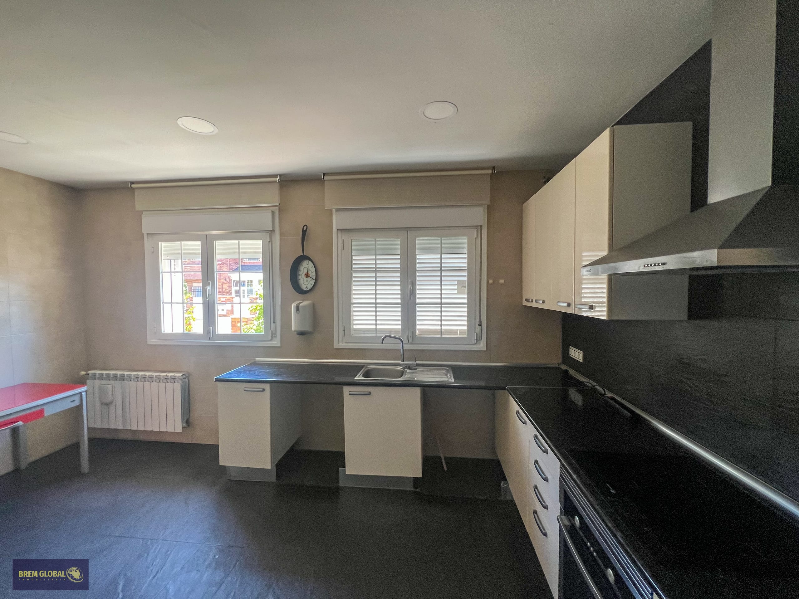 Chalet pareado en venta en Urbanización El Enclave II, Valdemanco: foto 7 de 75