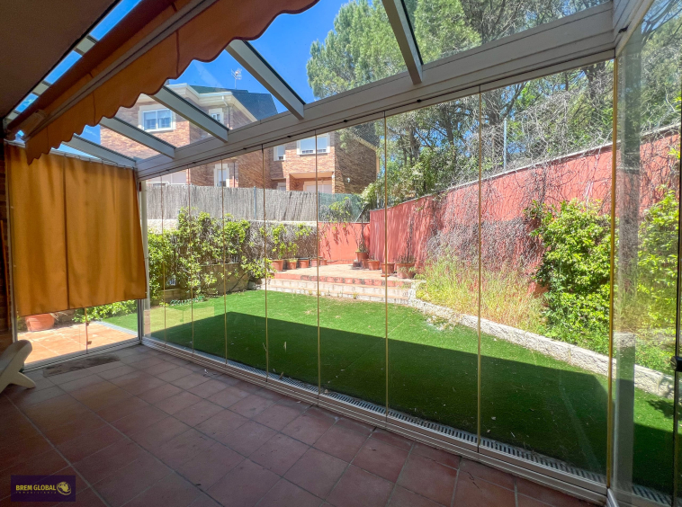 Chalet pareado en venta en Urbanización El Enclave II, Valdemanco: foto 15 de 75