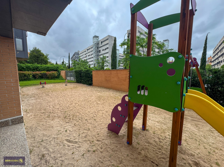 Piso en venta en Sanchinarro, Madrid: foto 32 de 37